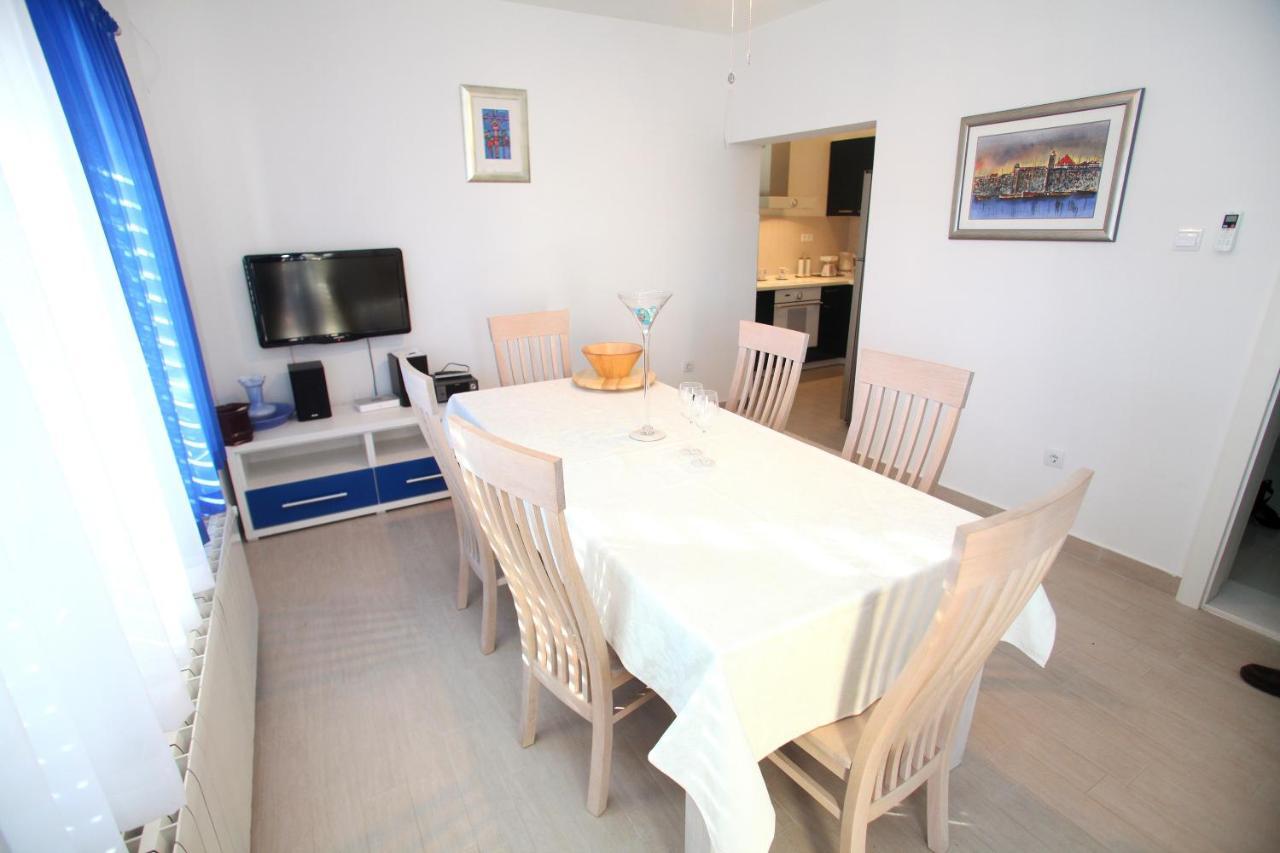 Apartments Nakir Slatine Habitación foto